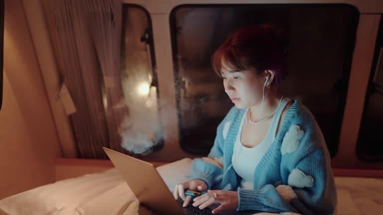 Nové studie o elektronická cigareta zdravotní problémy, symptomy, rizika a prevence