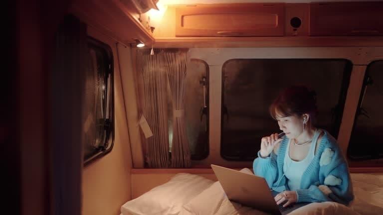 Kde koupit elektronické cigarety hradec králové – nejlepší obchody, ceny a recenze 2025